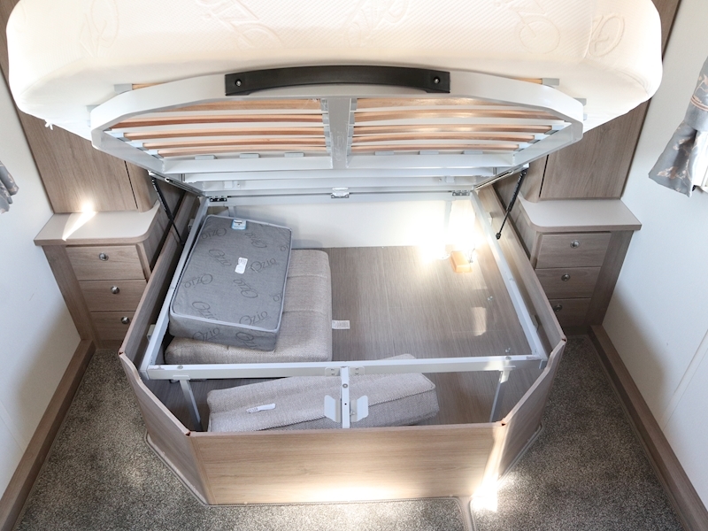Compass Casita 2017 550 - Large 15