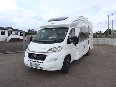 Burstner Lyseo Harmony 2018 T 728 G - Large 0