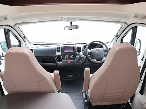 Burstner Lyseo Harmony 2018 T 728 G - Large 9