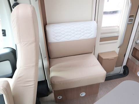 Burstner Lyseo Harmony 2018 T 728 G - Large 13