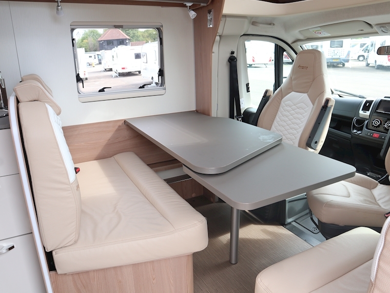 Burstner Lyseo Harmony 2018 T 728 G - Large 16