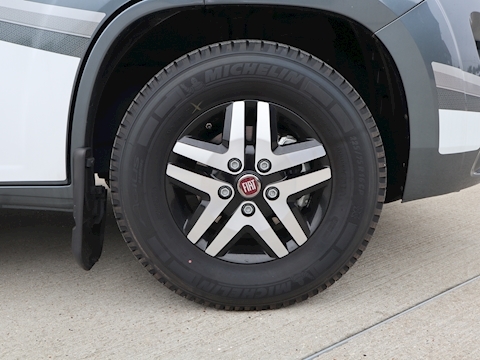 Autotrail Scout 2019 - Large 3