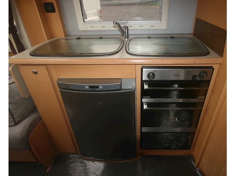 Elddis Crusader 2010 Hurricane - Large 4