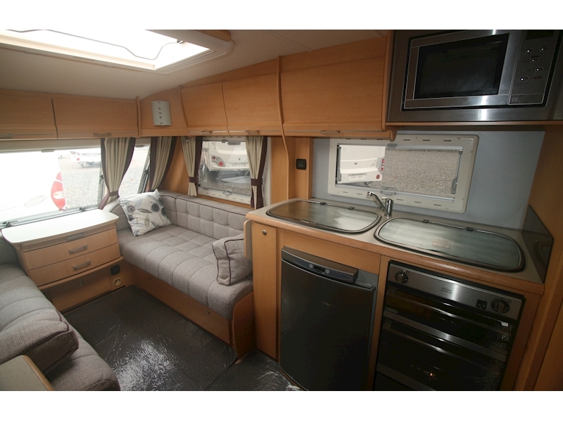 Elddis Crusader 2010 Hurricane - Large 10