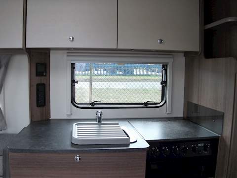 Bailey Phoenix 642 - U1377