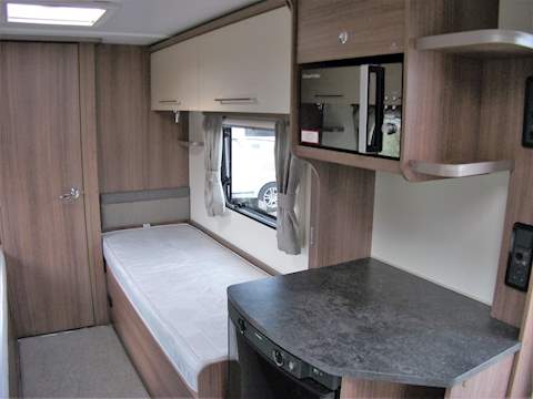 Bailey Phoenix 642 - U1377