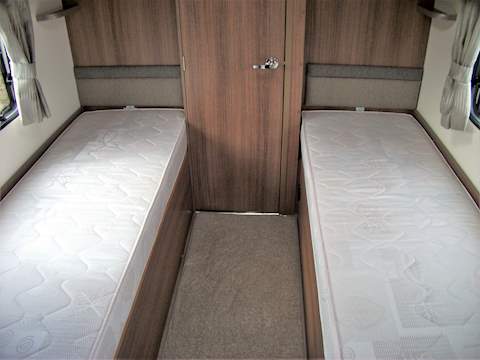 Bailey Phoenix 642 - U1377