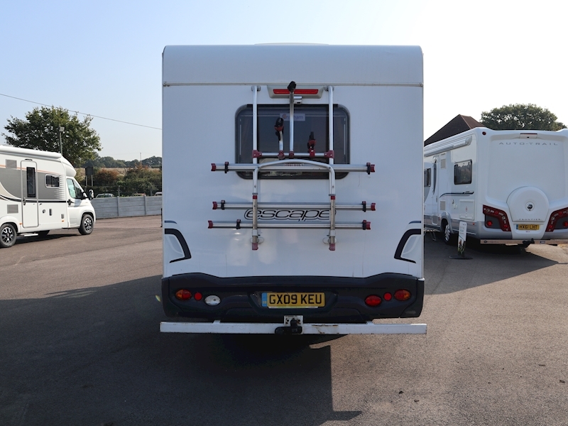 Swift Escape 2009 686 - Large 4