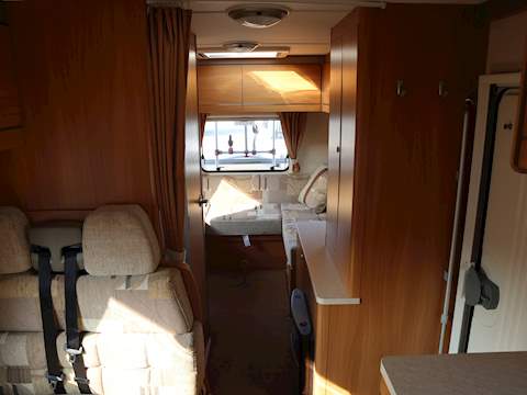 Swift Escape 686 - U1380