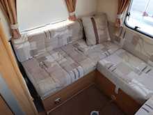 Swift Escape 2009 68616
