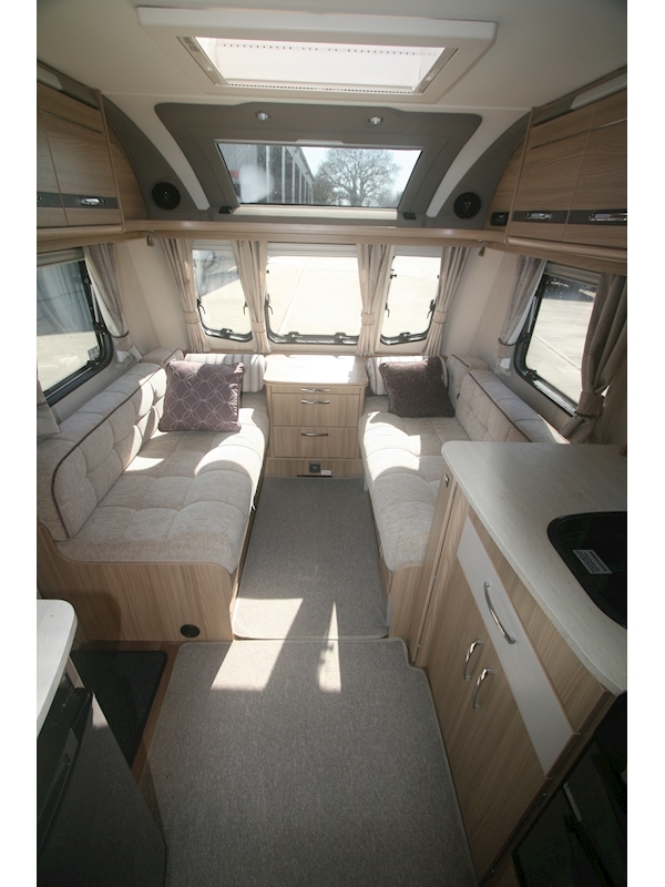Coachman Pastiche 2016 575 - Large 8