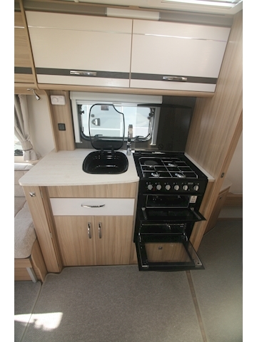 Coachman Pastiche 2016 575 - Large 11