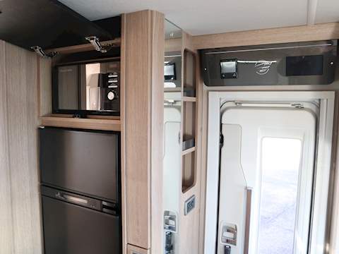Autotrail Frontier Delaware - U1401