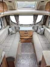 Swift Conqueror 2014 5303