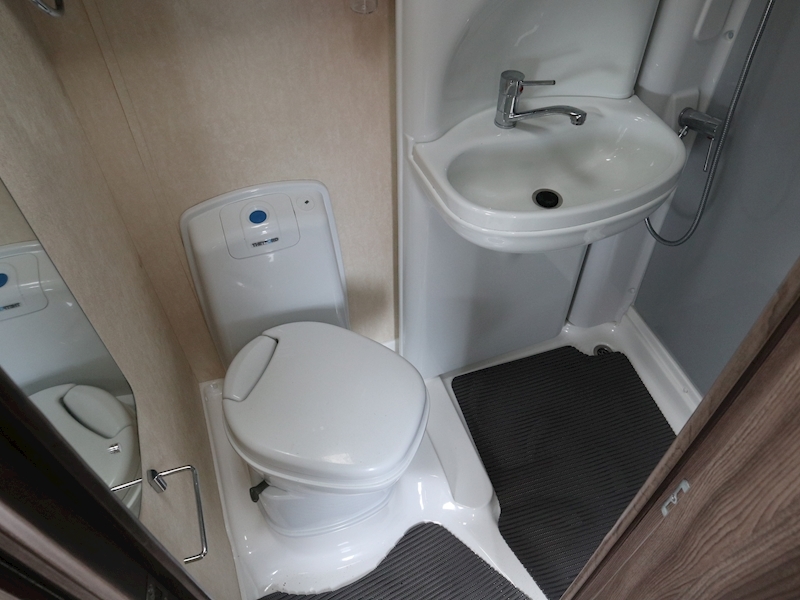 Autosleeper Nuevo 2017 Ek - Large 15