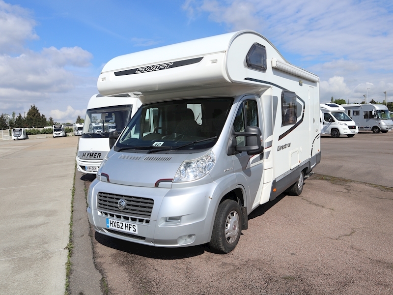 Swift Lifestyle Escape 2012 624 - Large 0