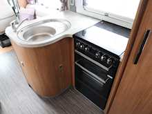 Autotrail Tracker 2019 FB Lo-Line15