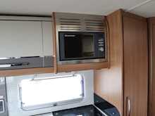 Autotrail Tracker 2019 FB Lo-Line16