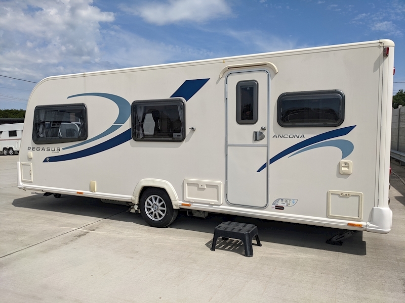 Bailey Pegasus 2011 Ancona - Large 4