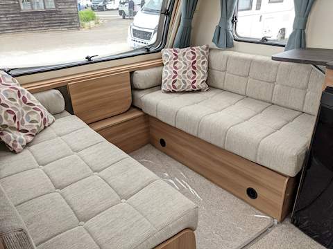 Bailey Pursuit 430/4 - U1440