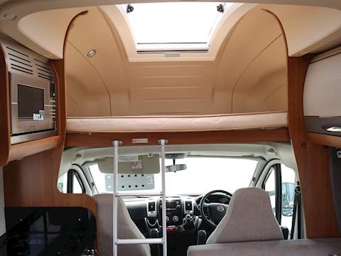 Autotrail Apache 700 Hi-Line - U1443