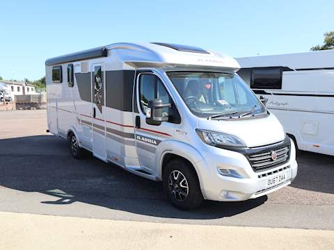 Adria Coral 690 Platinum - U1445