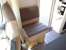 Adria Coral 2017 690 Platinum13
