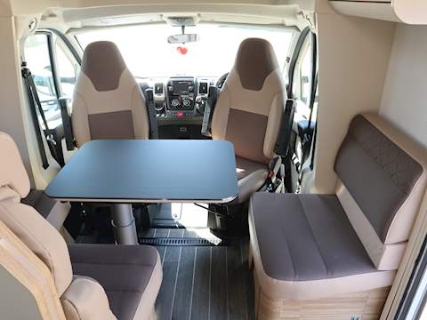 Adria Coral 690 Platinum - U1445