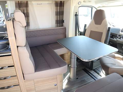 Adria Coral 690 Platinum - U1445
