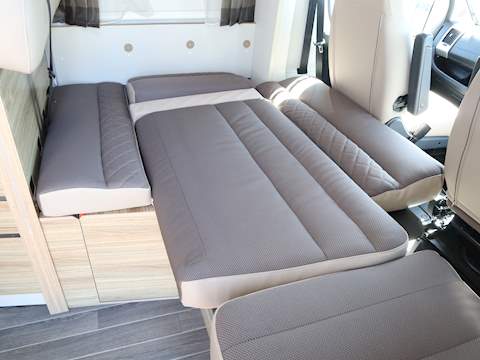 Adria Coral 690 Platinum - U1445