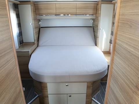Adria Coral 690 Platinum - U1445