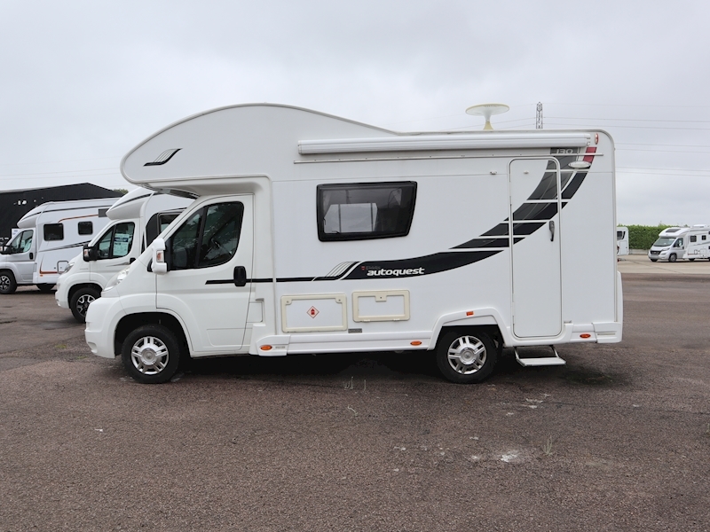 Elddis Autoquest 2013 130 - Large 4