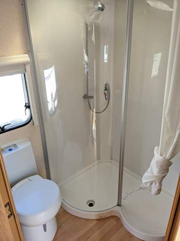 Bailey Pageant Champagne - U1454