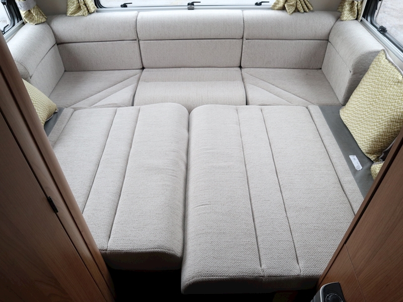Autotrail Apache 2018 700 Hi-Line - Large 20