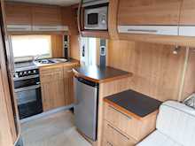 Autotrail Frontier 2010 Navajo11