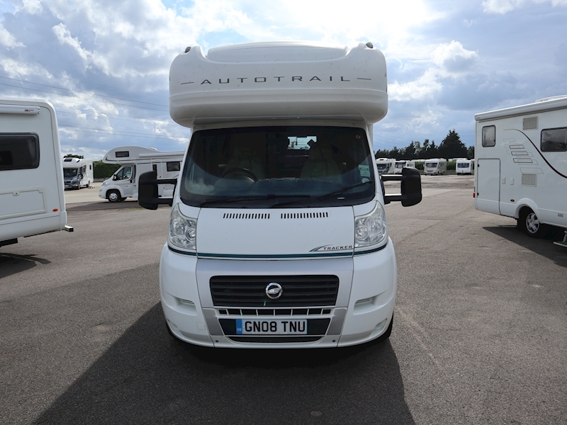 Autotrail Tracker 2008 EKS - Large 1
