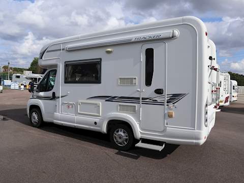 Autotrail Tracker EKS - U1476