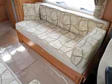 Autotrail Tracker 2008 EKS8