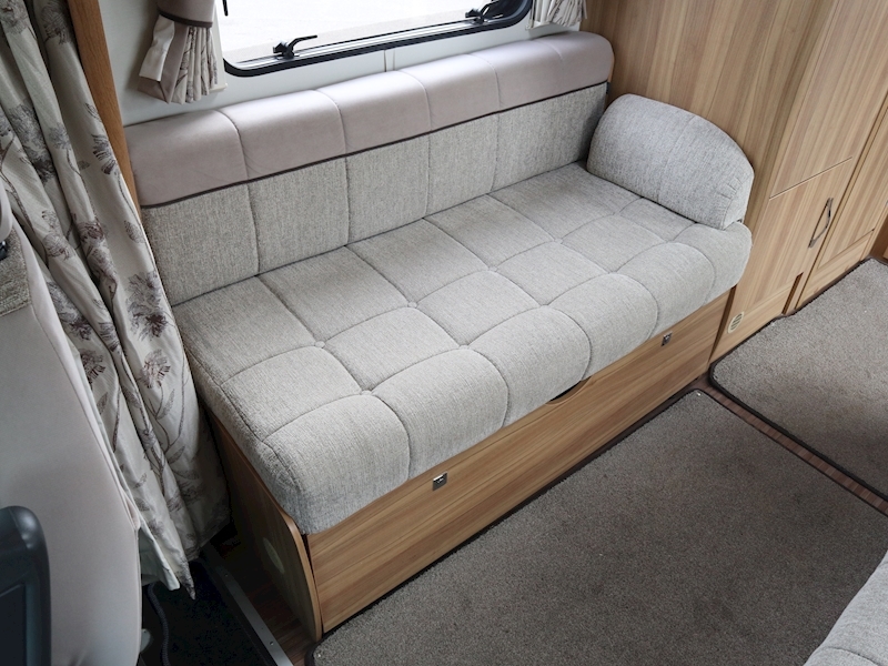 Elddis Autoquest 2015 115 - Large 8