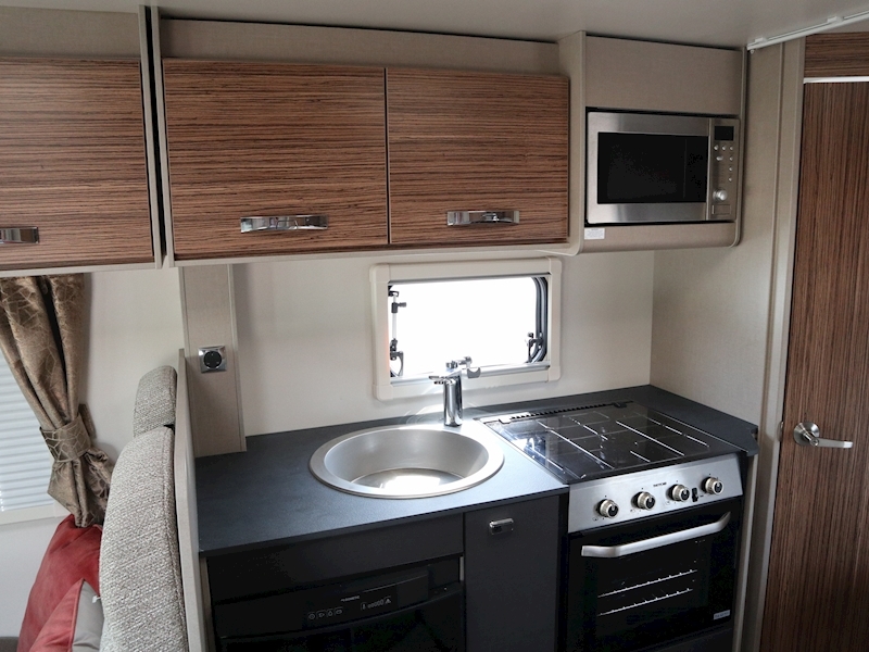 Swift Champagne 2020 464 - Large 13