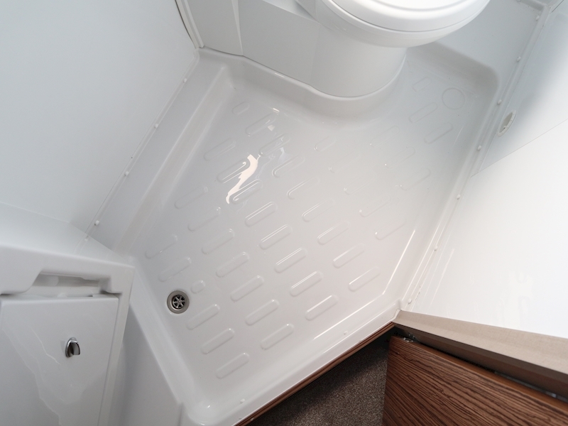 Swift Champagne 2020 464 - Large 19