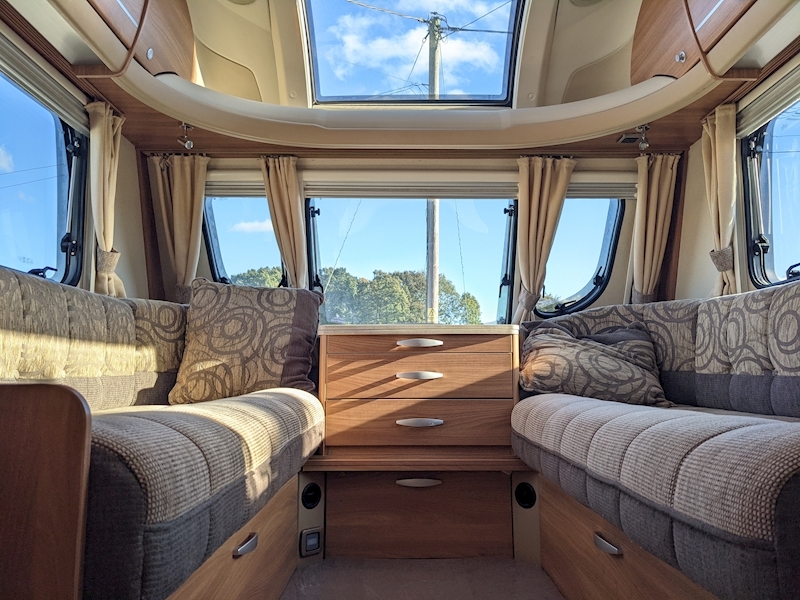 Swift Challenger 2011 480 - Large 11