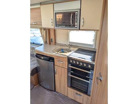 Swift Challenger 480 - U1500