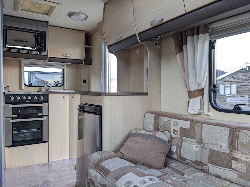 Sterling Europa 2010 390 Lux - Large 18