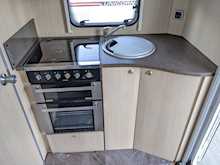 Sterling Europa 2010 390 Lux23