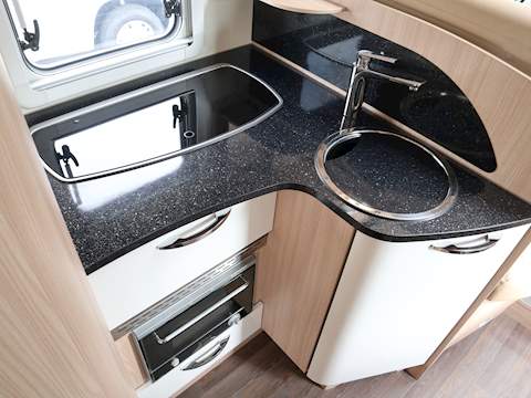 Burstner Nexxo 740 - U1512