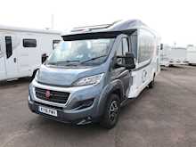 Burstner Nexxo 2016 7400