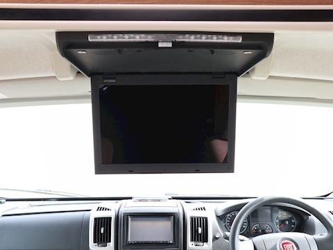 Autotrail Tracker 2013 Eks - Large 9