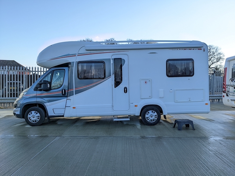 Autotrail Imala 2017 715 Lo-Line - Large 2