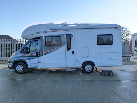 Autotrail Imala 2017 715 Lo-Line - Large 2
